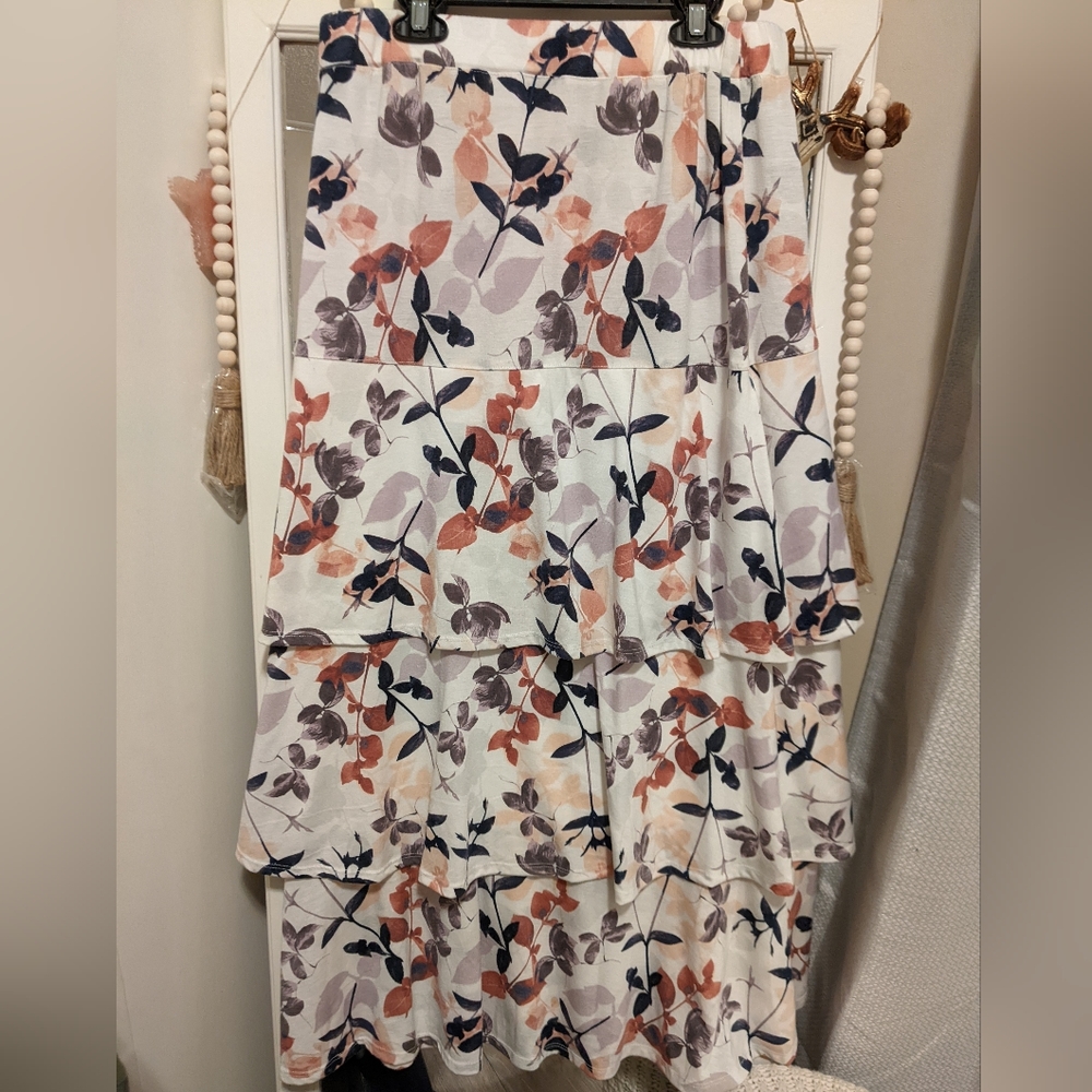 Long ruffle skirt